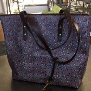 Fossil / Tote/